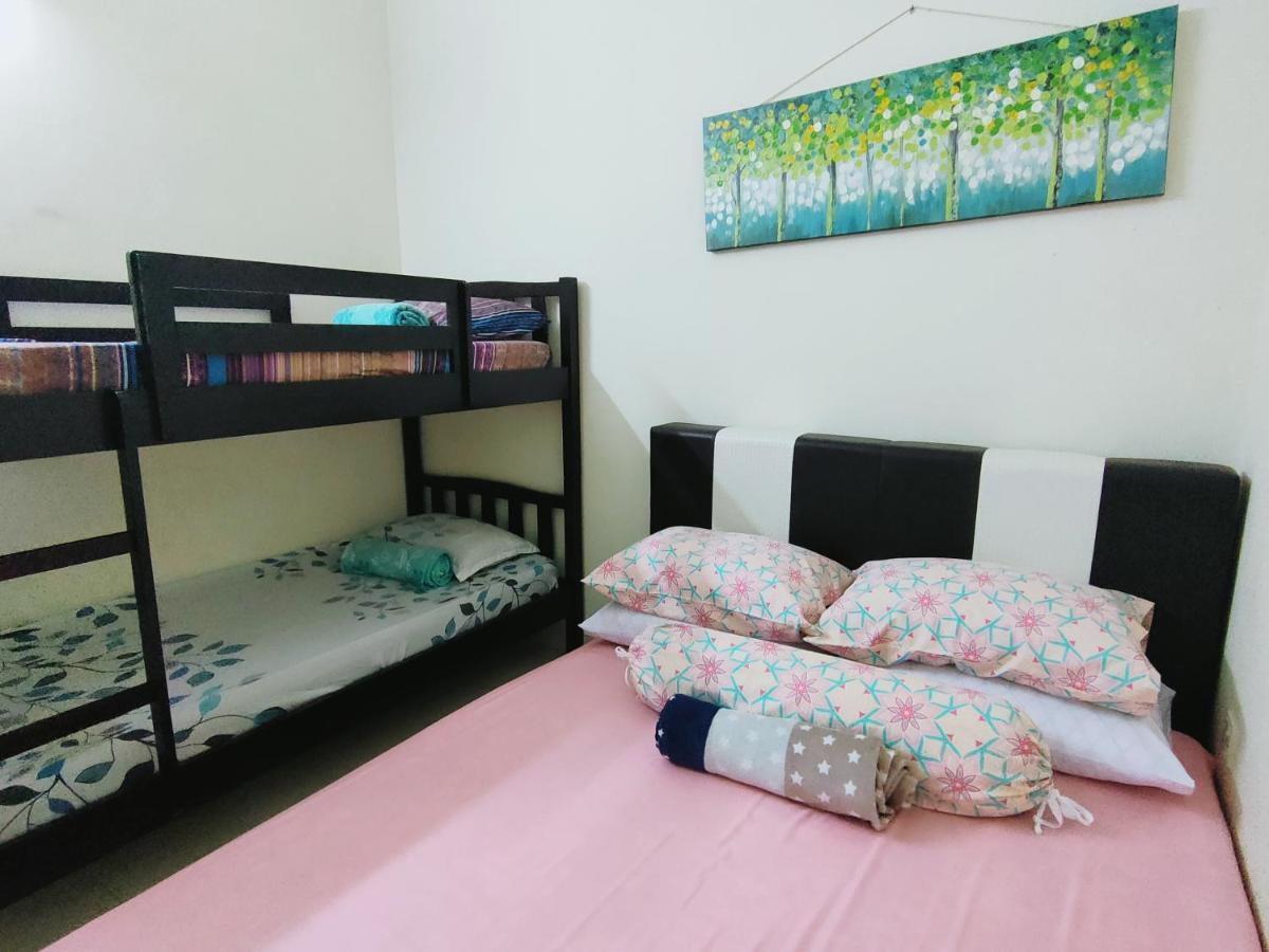 Hanaa Homestay Meru Ipoh Bagian luar foto