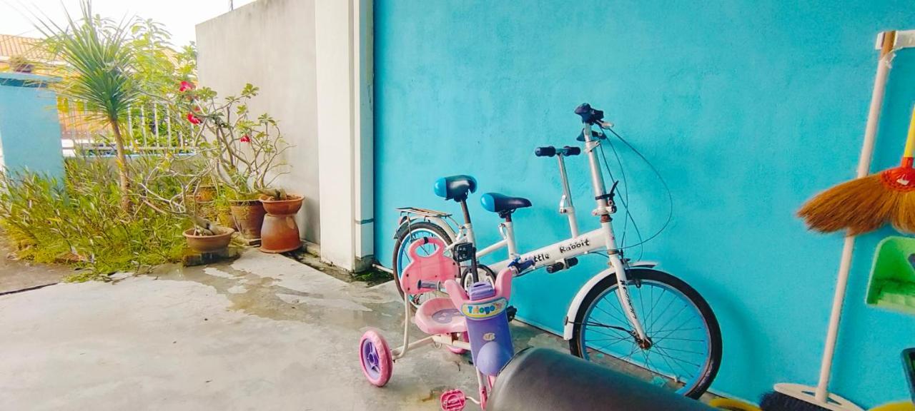 Hanaa Homestay Meru Ipoh Bagian luar foto