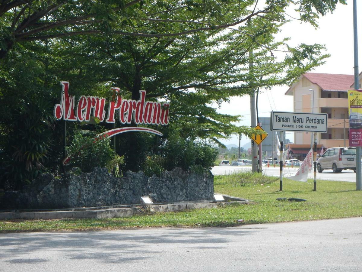 Hanaa Homestay Meru Ipoh Bagian luar foto
